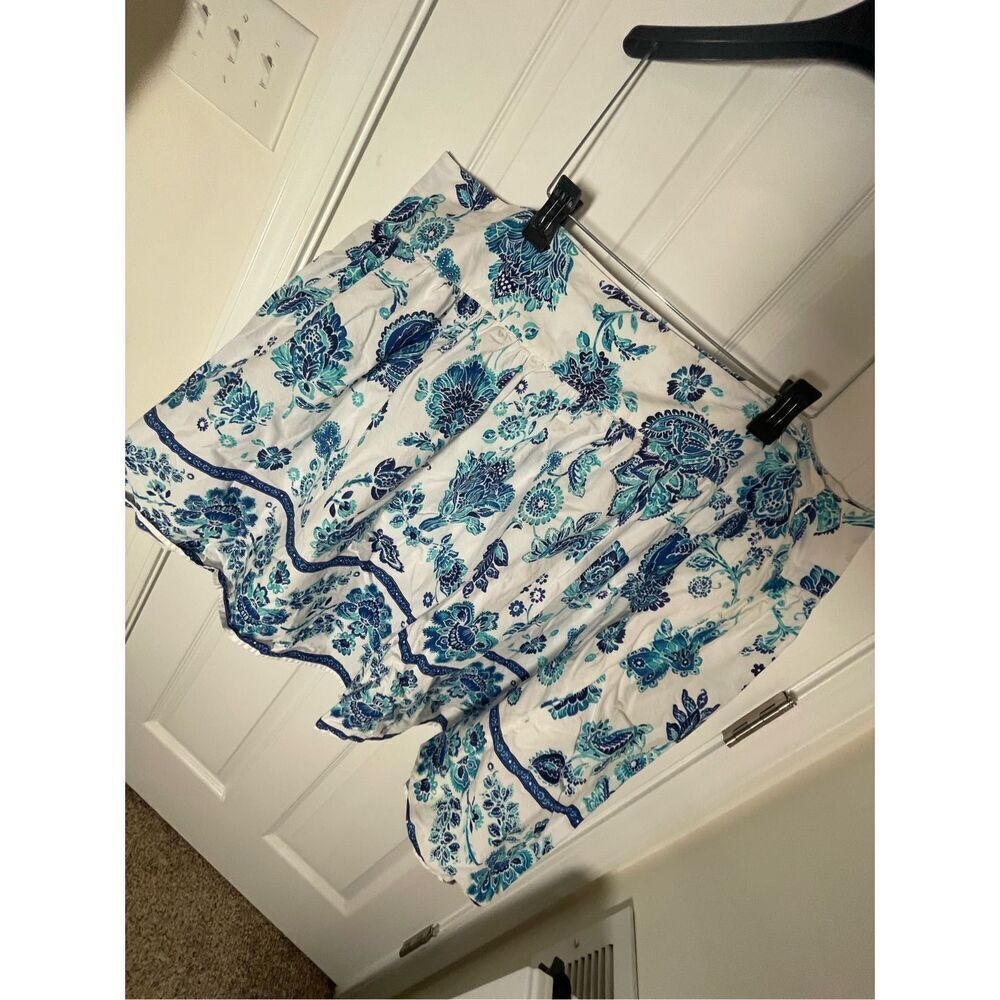 Fashion Bug women’s size 28 floral blue white shirt skirt lined